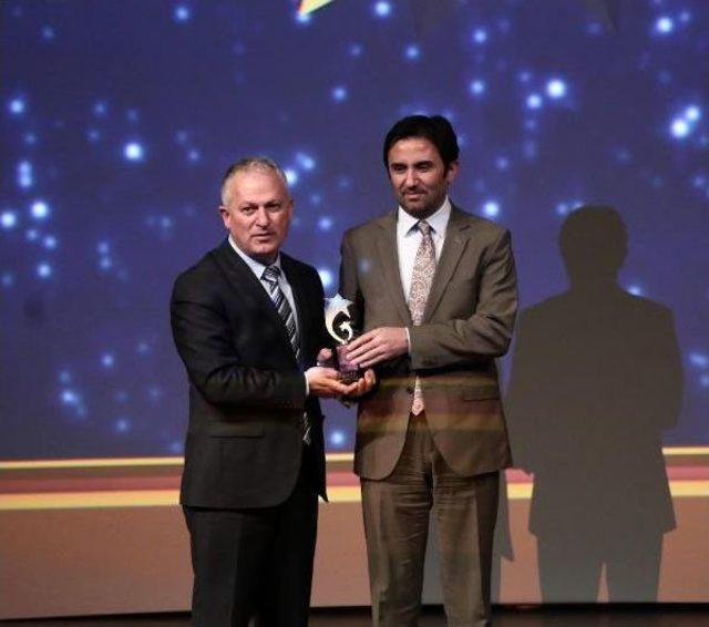 Teknolojinin Yıldızları &Ouml;d&uuml;llerini Aldı 1