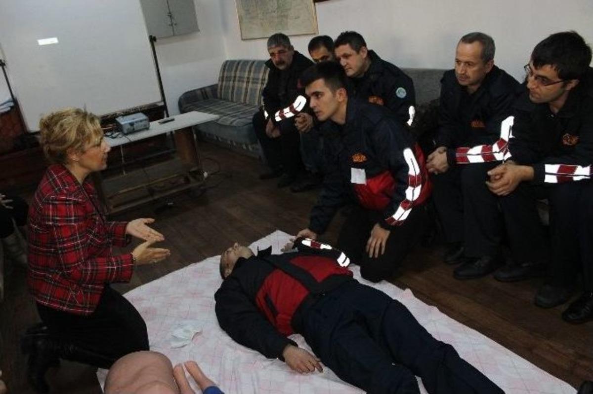 İtfaiye Ekiplerine İlk Yardım Eğitimi