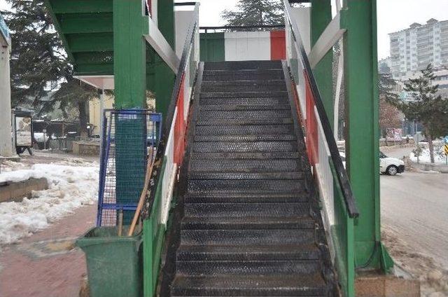 Bilecik’te Belediye Ekiplerinin Karla Mücadele Çalışması Sürüyor 1