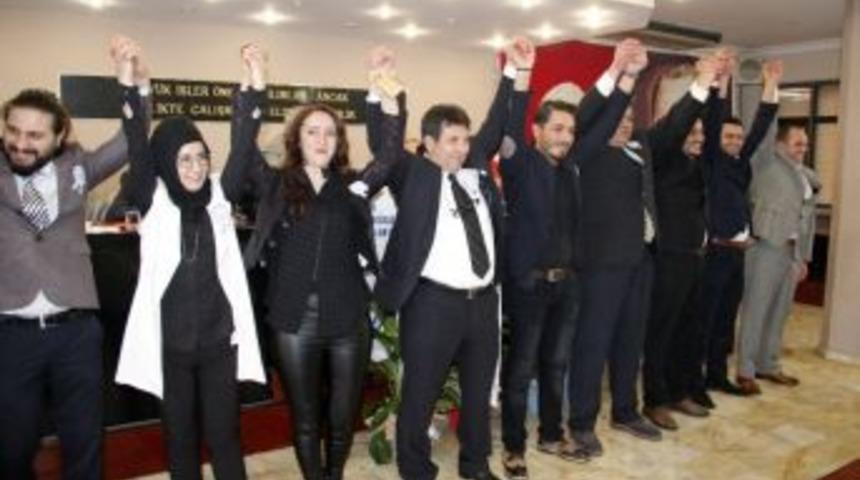 Başkan Demirer G&uuml;ven Tazeledi