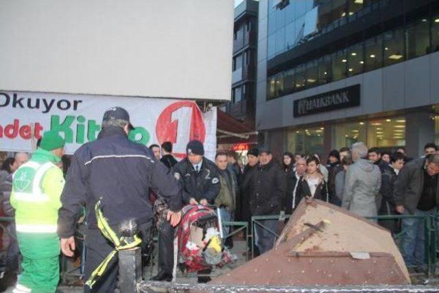 Şüpheli Çantaya Meraklı Hucumu