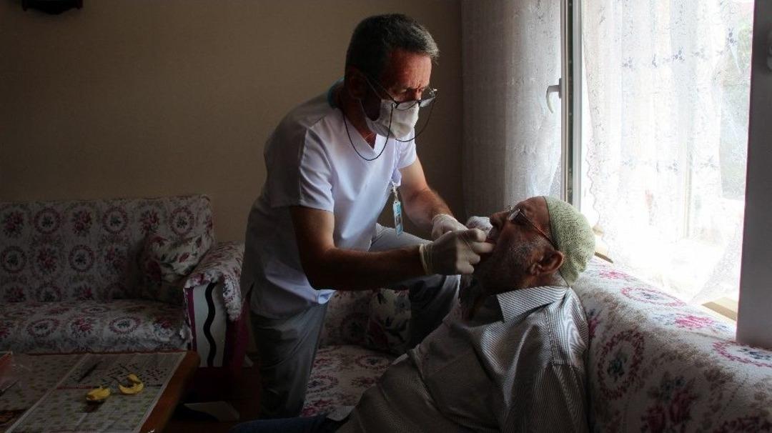 (&ouml;zel) Diş Hekimleri Hastaların Ayağına Gidiyor