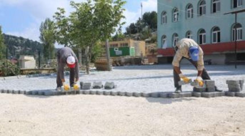 Erdemli Belediyesi&rsquo;nin İbadethane Hizmetleri S&uuml;r&uuml;yor