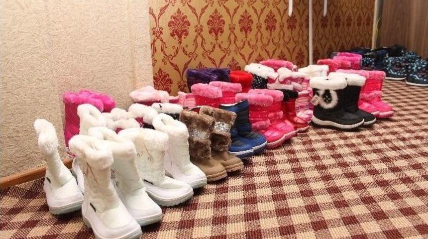 Minik Ayakların &Uuml;ş&uuml;memesi İ&ccedil;in Anlamlı Proje