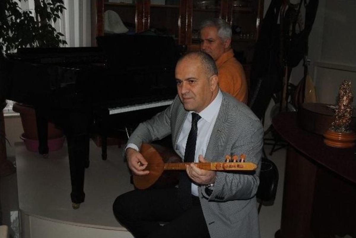 Emniyet M&uuml;d&uuml;r&uuml;nden Engellilere Bağlama Konseri