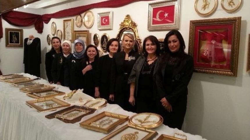 Şehit Ailelerinden Karma Sergi