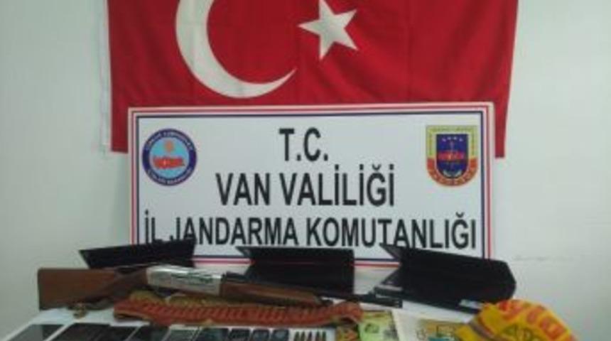 Van&rsquo;da 16 Kişi G&ouml;zaltına Alındı