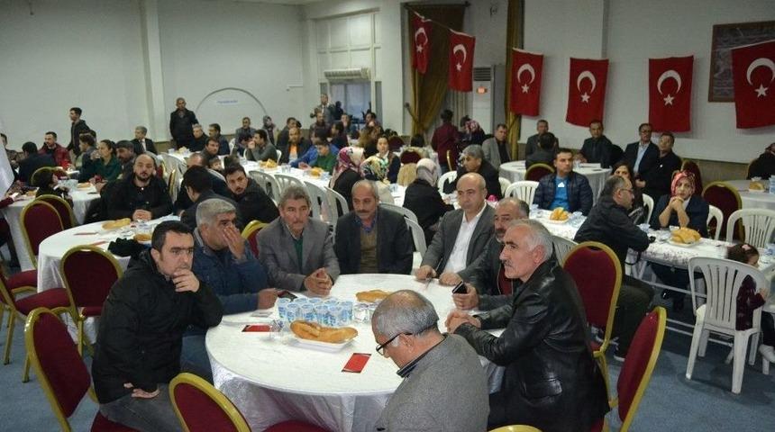 T&uuml;rk Eğitim Sen Kozan Temsilciliği &Uuml;yeleri İle Bir Araya Geldi