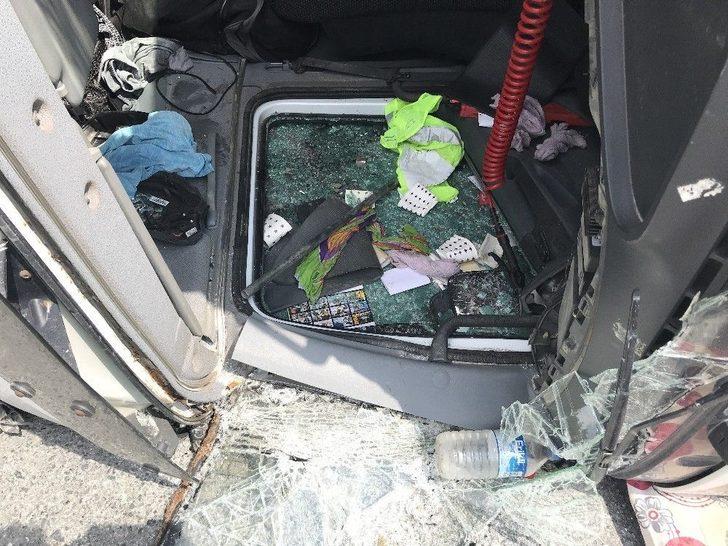 Şişli’de Hafriyat Kamyonu Devrildi G5