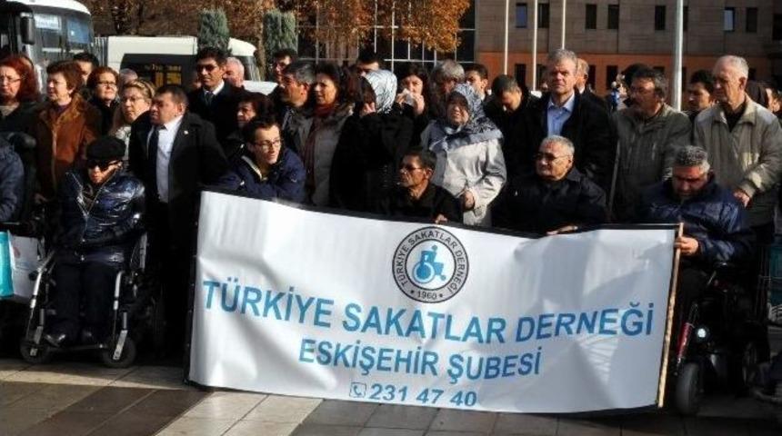 Engelliler G&uuml;n&uuml;&rsquo;nde Engelli Annesinden Tepki