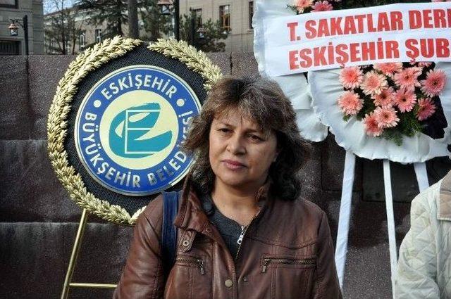 Engelliler G&uuml;n&uuml;&rsquo;nde Engelli Annesinden Tepki 1