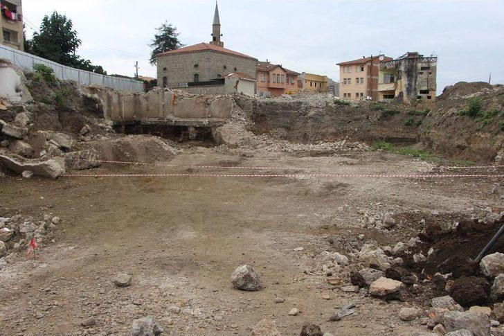 İnşaat Alanından Bin Yıllık Tarih Çıkınca Çalışmalar Durduruldu G4