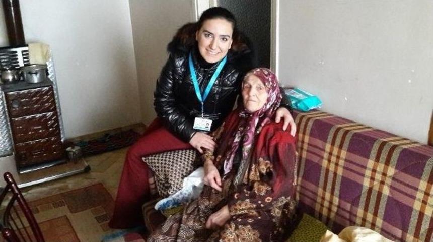 Yaşlılar, İzmit Belediyesi&rsquo;yle Morel Buluyor