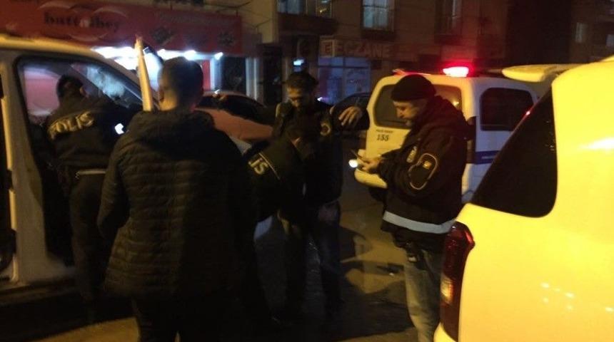 İzmir&rsquo;de Operasyon: 25 Kişi G&ouml;zaltına Alındı