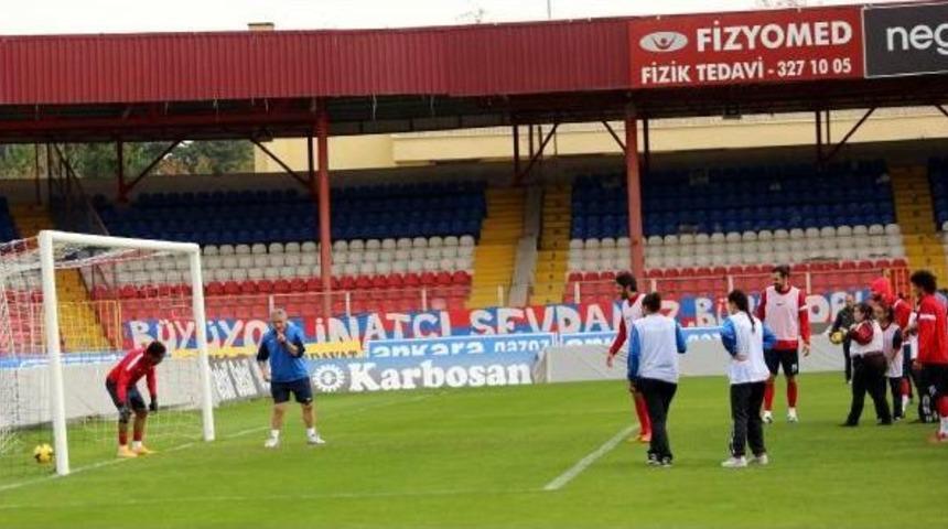 Mersin idmanyurdu engellilerle ma&ccedil; yaptı