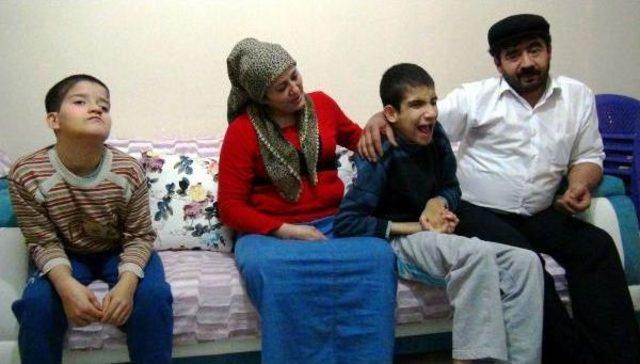 3 ü Engelli 4 Çocukla Yaşam Savaşı 1