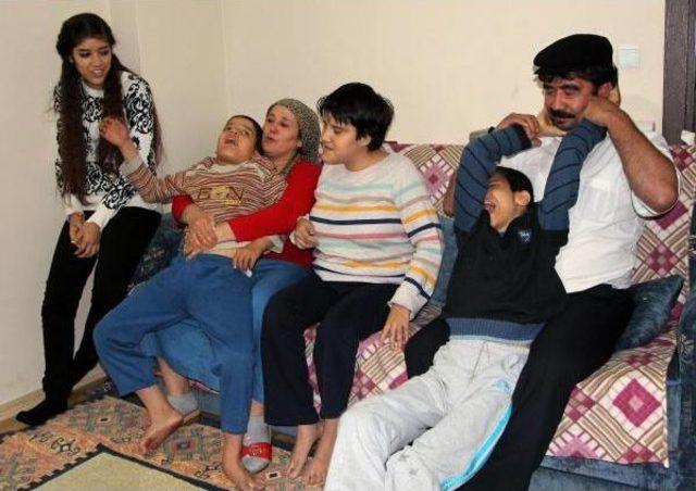 3 ü Engelli 4 Çocukla Yaşam Savaşı 3