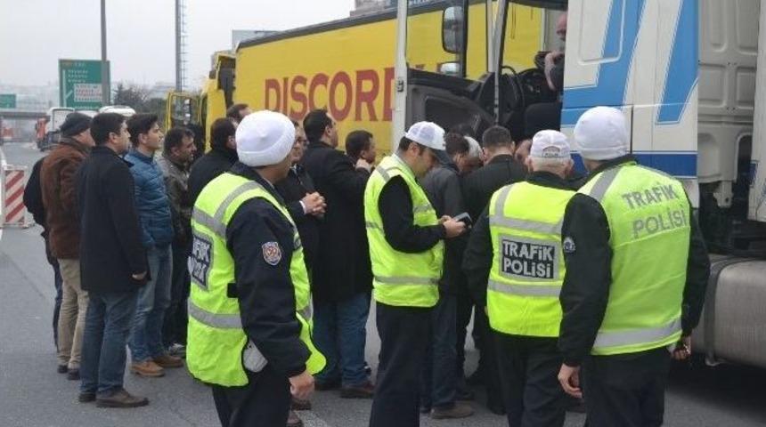 Trafik Ekiplerinden "takograf" Denetimi