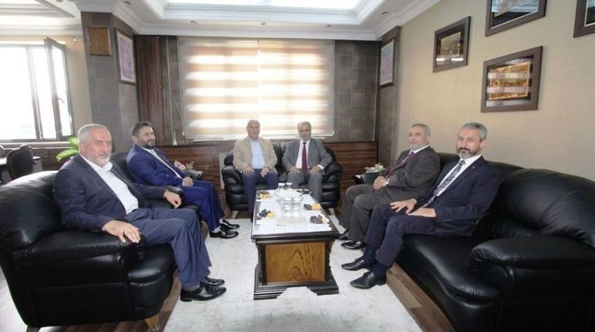 Diyanet İşleri Başkan Yardımcısı İşliyen’den Başkan Memiş’e Ziyaret