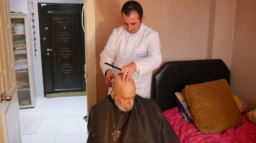 B&uuml;y&uuml;k&ccedil;ekmece Belediyesinden Evde Tıraş Hizmeti