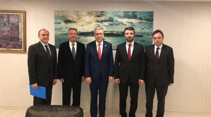 Ege &Uuml;niversitesi Hastanesinden Mali Sorunlarını Aşma Yolunda Adım