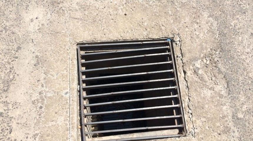 Midyat&rsquo;ta Kanalizasyon &Ccedil;ukurlarının Mazgalları Kapatıldı