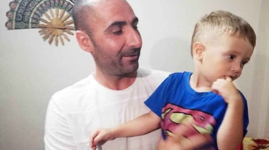 Minik Yiğit Efe, Kendisini Dumanlardan Kurtaran Kahramanı İle Buluştu