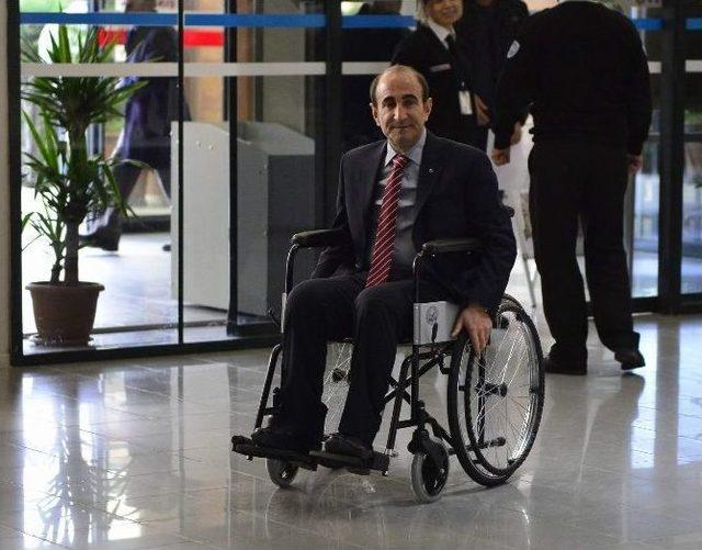 Belediye Başkanı Bir Gününü Tekerlekli Sandalyede Geçirdi 1