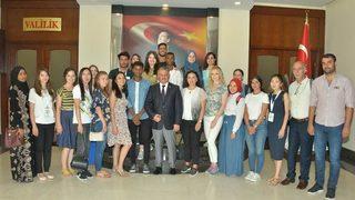 Yabancı Öğrenciler Vali Yazıcı’yı Ziyaret Etti