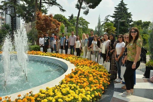 Yabancı Öğrenciler Vali Yazıcı’yı Ziyaret Etti