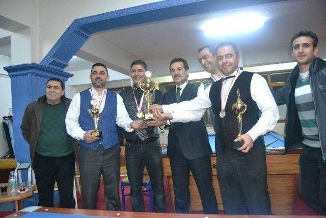 Van’da 3 Bant Bilardo İl Birinciliği Yarışması