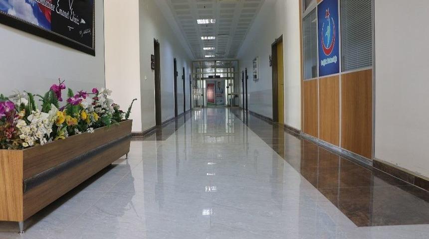 Kahta Devlet Hastanesi Yenileniyor