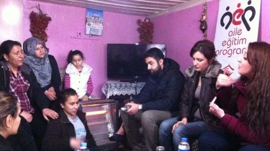 Annelere Kendi Evlerinde Eğitim