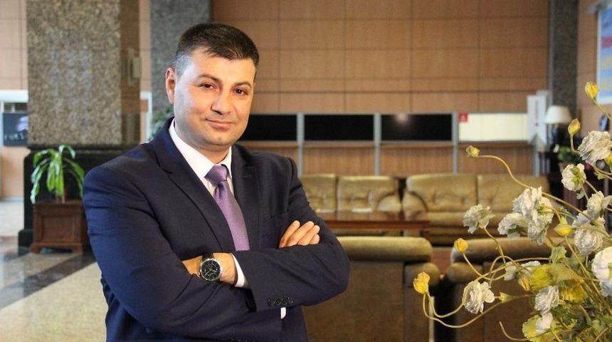 Ersin Konar&rsquo;dan &lsquo;&ccedil;eyiz Parası&rsquo; Almayı Unutan Kızlara Uyarı