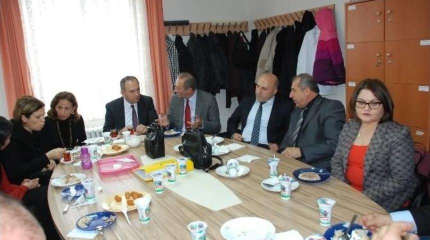 Didim Efeler Ortaokulundan Kavurma G&uuml;n&uuml; Etkinliği