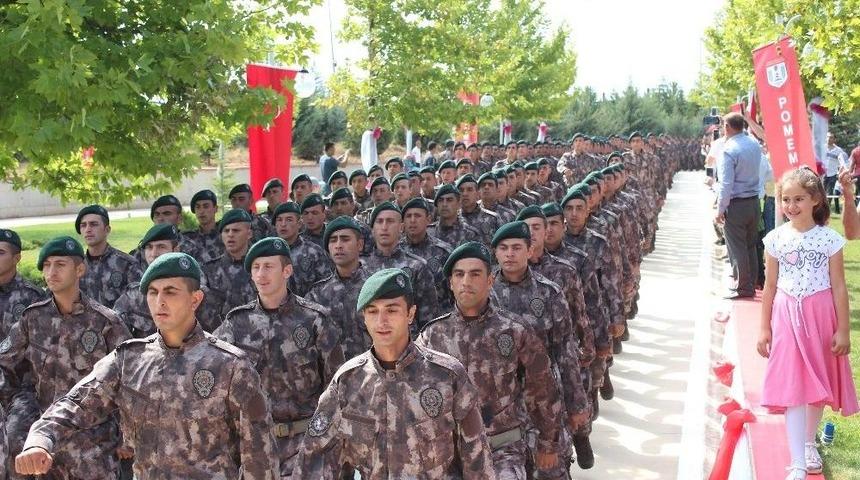 Polis Eğitim Merkezinde Mezuniyet Heyecanı