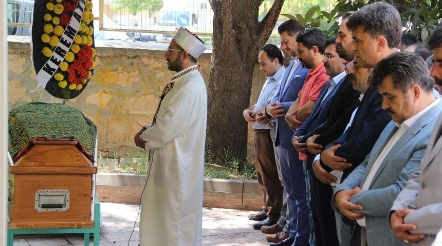 Seyitgazi Belediyesi Basın Sorumlusu Şahin’in Babası Son Yolculuğuna Uğurlandı