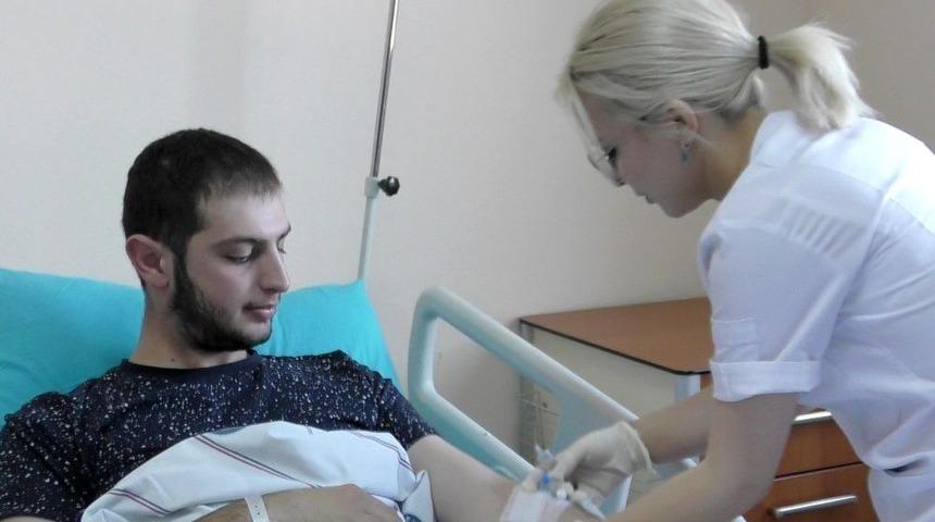 Ahıskalı T&uuml;rk&rsquo;&uuml;n Tedavisi Ardahan&rsquo;da Yapıldı