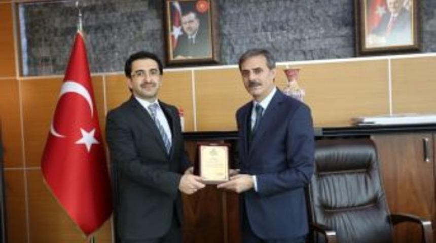 Ensar Vakfı&rsquo;ndan Başkan Alemdar&rsquo;a Ziyaret