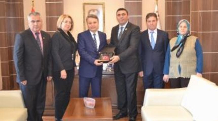 Şehit Aileleri, Gazi Ve Yetimlerden Emniyet M&uuml;d&uuml;r&uuml; Şahin&rsquo;e Ziyaret