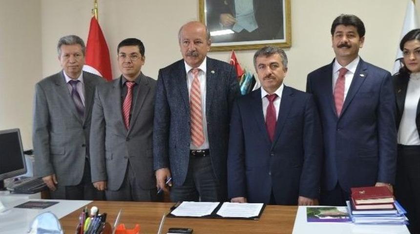 S&ouml;ğ&uuml;t Belediyesi İle Tse Arasında Protokol İmzalandı