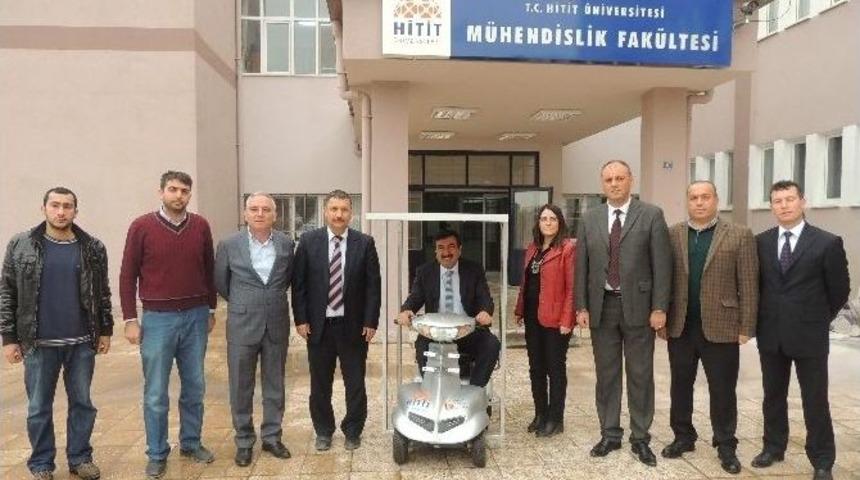 Ticaret Borsası G&uuml;neş Enerjisi İle &Ccedil;alışan Engelli Aracı&rsquo;na Sponsor Oldu