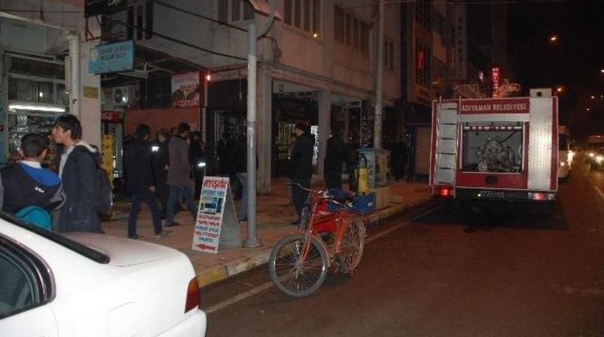 Y&uuml;kselen Alevler Paniğe Neden Oldu