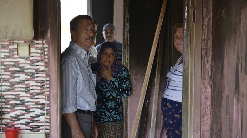 Tepebaşı Belediyesinden Evi Yanan Aileye Yardım Eli