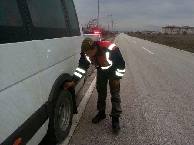 Keşan’da Jandarma Trafik, Kış Lastiği Konusunda Uyardı