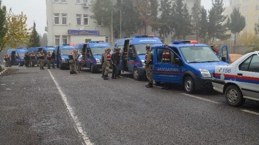 Uyuşturucu &Ouml;rg&uuml;t&uuml;ne Eş Zamanlı Darbe: 15 G&ouml;zaltı