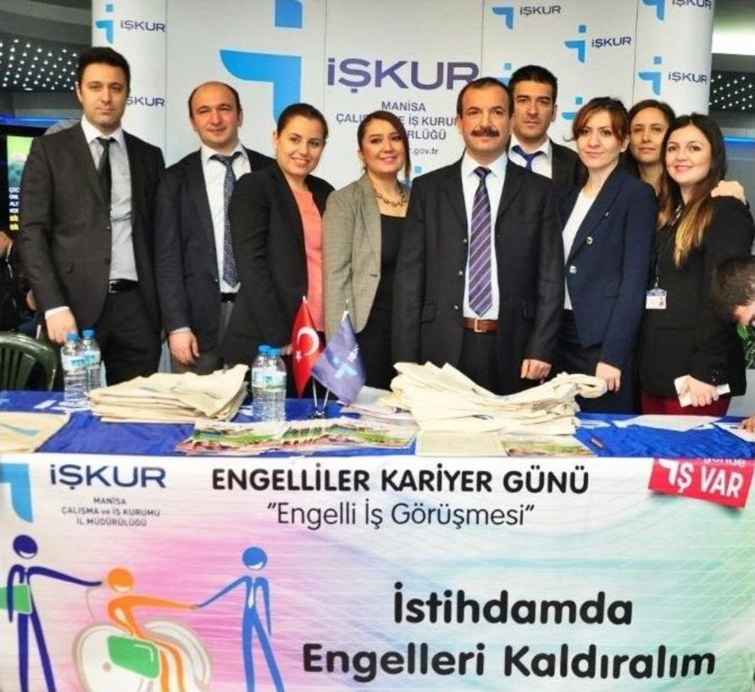 Manisa&rsquo;da Bin 800 Engellinin İstihdamı Sağlandı