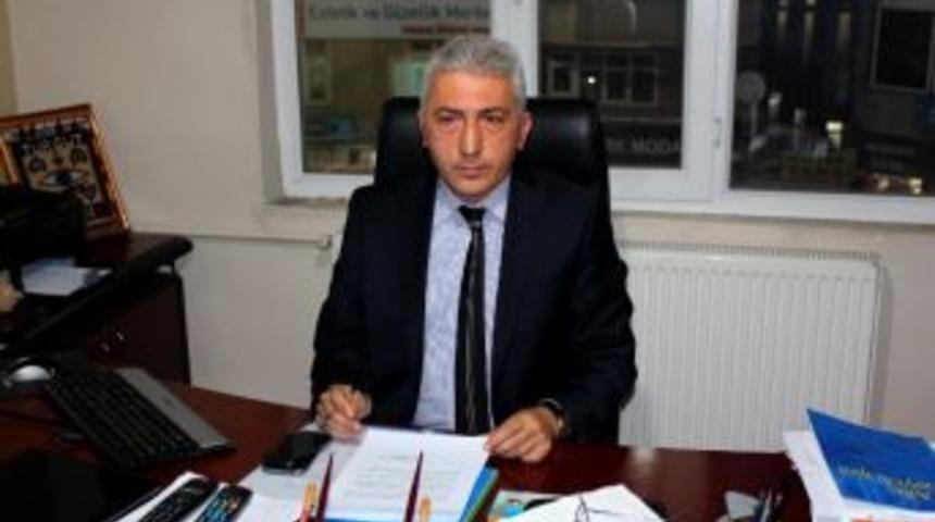 Aktivist Sanat&ccedil;ılar Birliğinden Hakkarili &Ouml;ğrencilere Giyim Ve Kırtasiye Yardımı