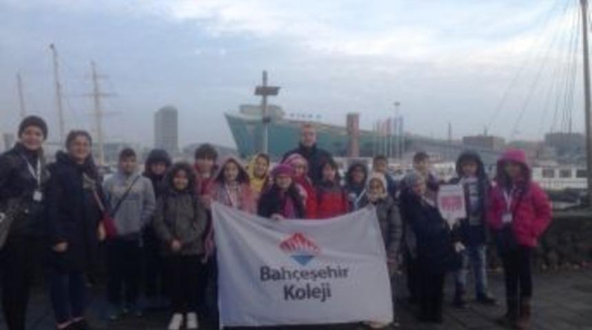 Hem &Ouml;ğrendiler Hem Eğlendiler