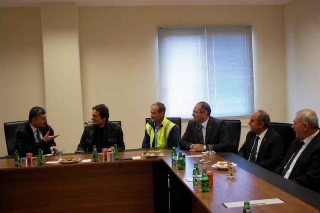 Vali Bektaş, G&ouml;rdes&rsquo;te İncelemelerde Bulundu